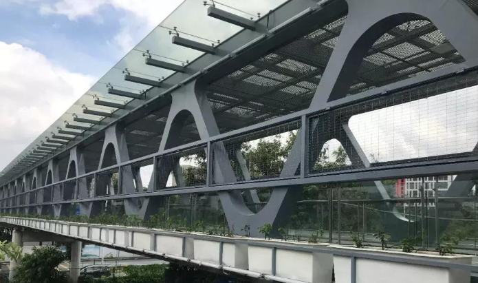 扎兰屯论管桁架结构工程弯管加工防锈处理的方法